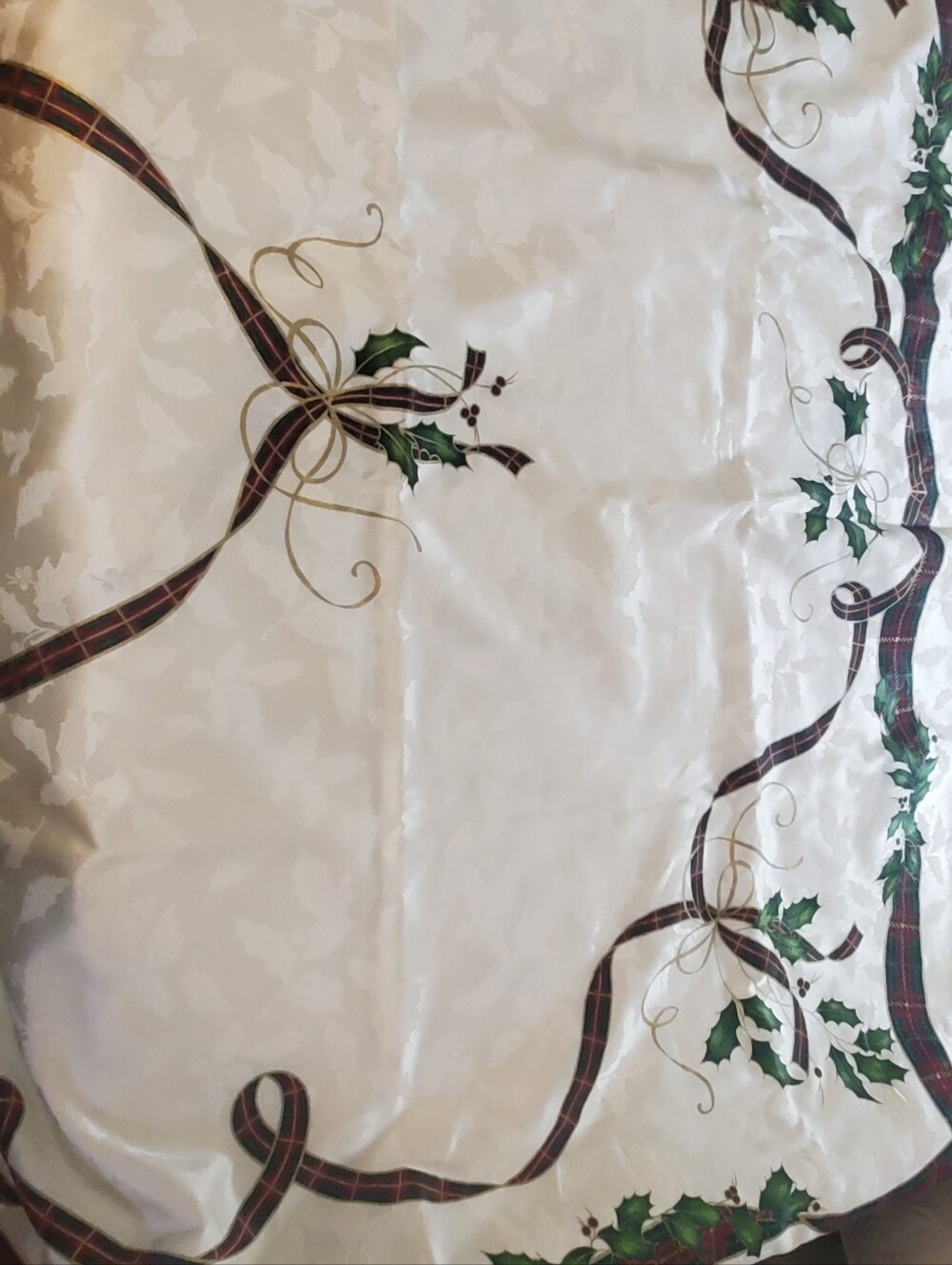 Lenox Holiday Christmas Tablecloth